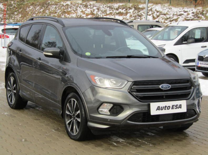 Ford Kuga - hlavní foto