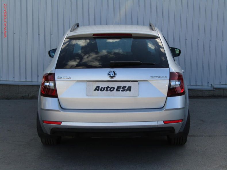 Škoda Octavia - hlavní fotka