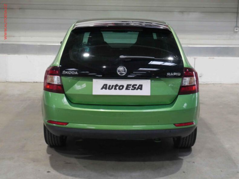 Škoda Rapid - hlavní fotka