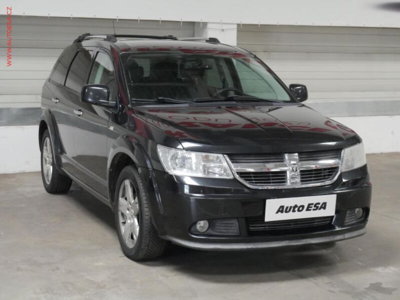 Dodge JOURNEY - hlavní foto