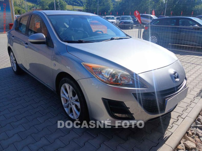 Mazda 3 - hlavní foto