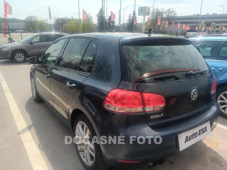 Volkswagen Golf - hlavní fotka inzerátu