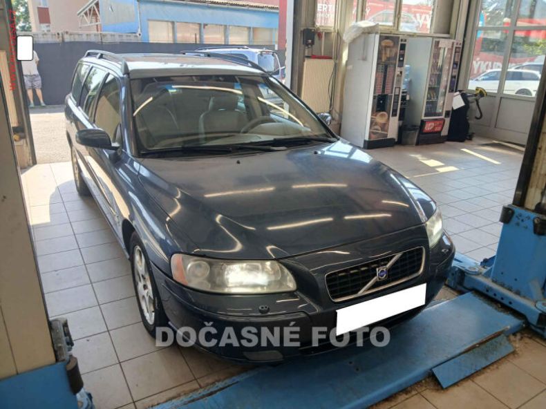 Volvo V70 - hlavní fotka inzerátu