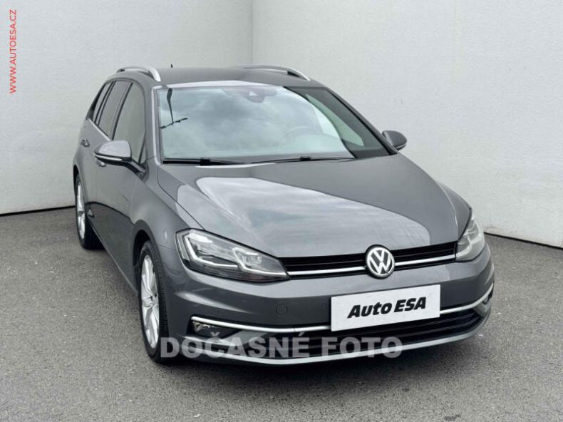 Volkswagen Golf - hlavní foto