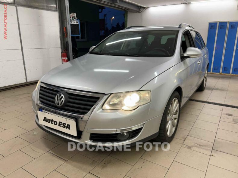 Volkswagen Passat - hlavní foto