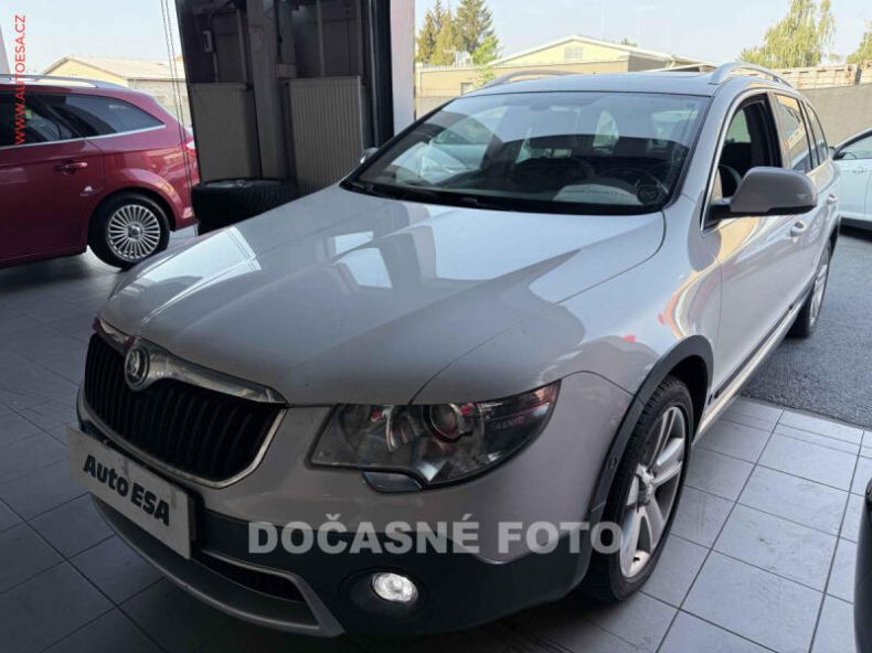 Škoda Superb - hlavní fotka inzerátu