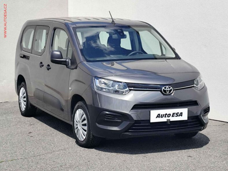Toyota ProAce City Verso - hlavní foto