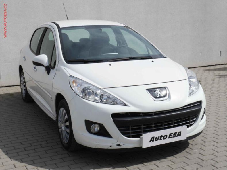Peugeot 207 - hlavní foto