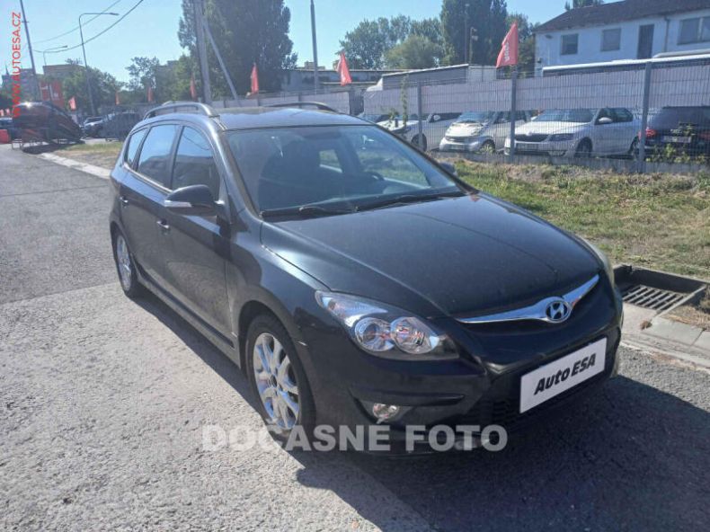 Hyundai i30 - hlavní fotka inzerátu