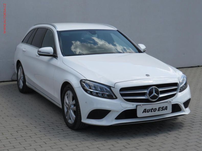 Mercedes Třída C - hlavní foto