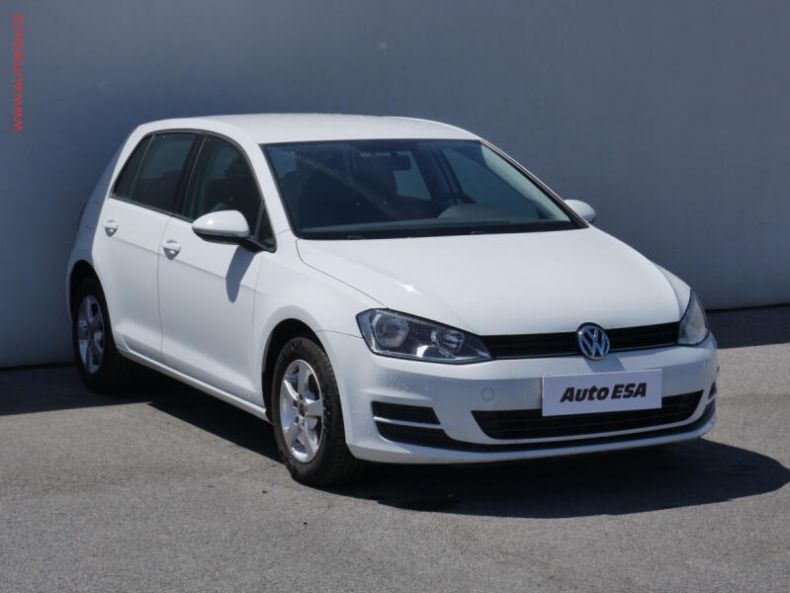 Volkswagen Golf - hlavní foto