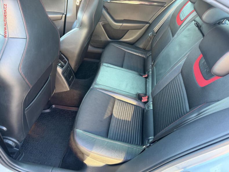 Škoda Octavia - hlavní fotka