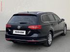 Volkswagen Passat - fotka číslo 3