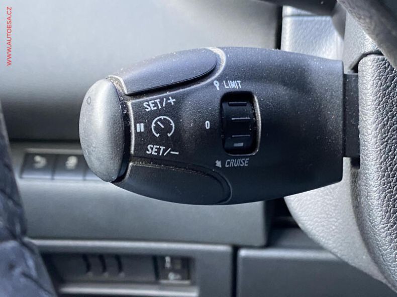 Peugeot 5008 - hlavní fotka