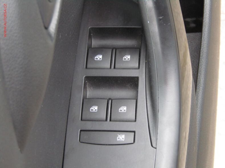 Opel Astra - hlavní fotka