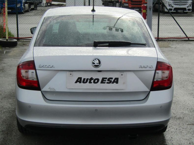 Škoda Rapid - hlavní fotka