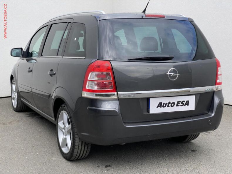 Opel Zafira - hlavní fotka