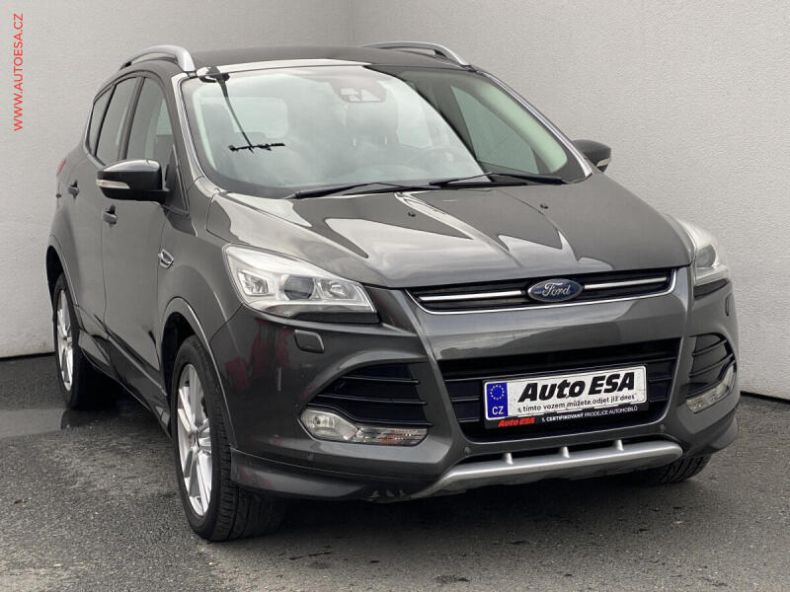 Ford Kuga - hlavní foto