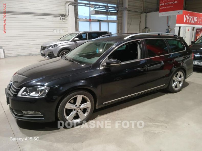 Volkswagen Passat - hlavní foto