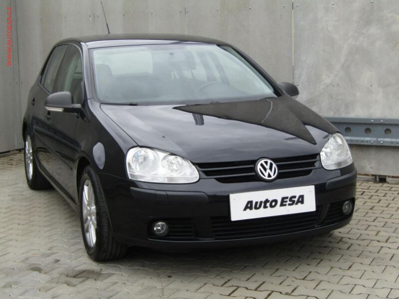 Volkswagen Golf - hlavní foto