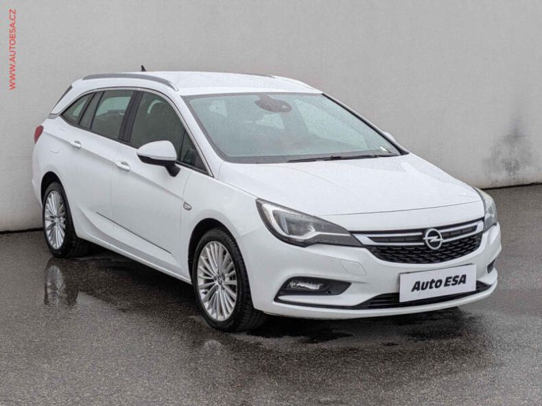 Opel Astra - hlavní fotka inzerátu