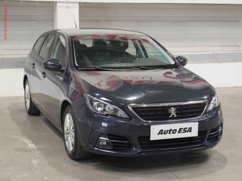 Peugeot 308 - hlavní foto