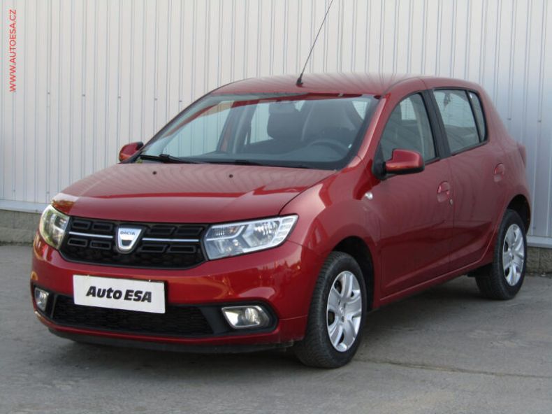 Dacia Sandero - hlavní fotka