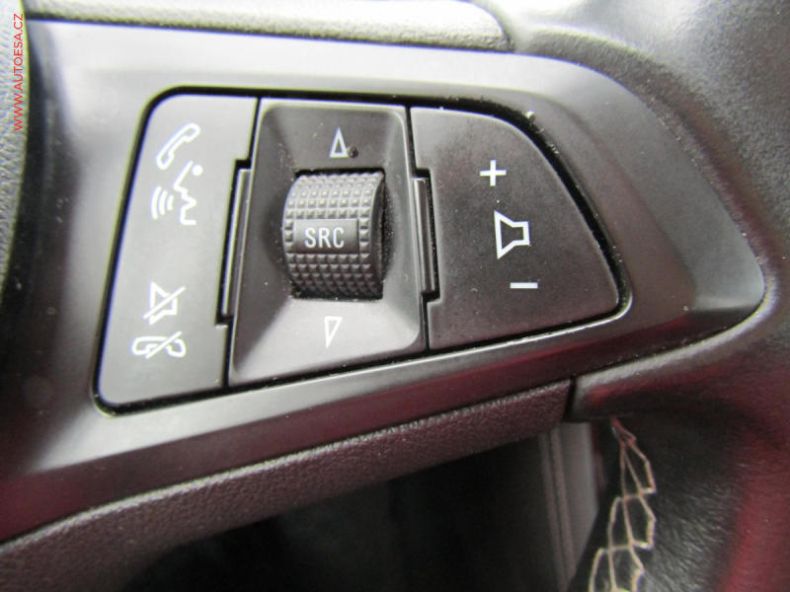 Opel Astra - hlavní fotka