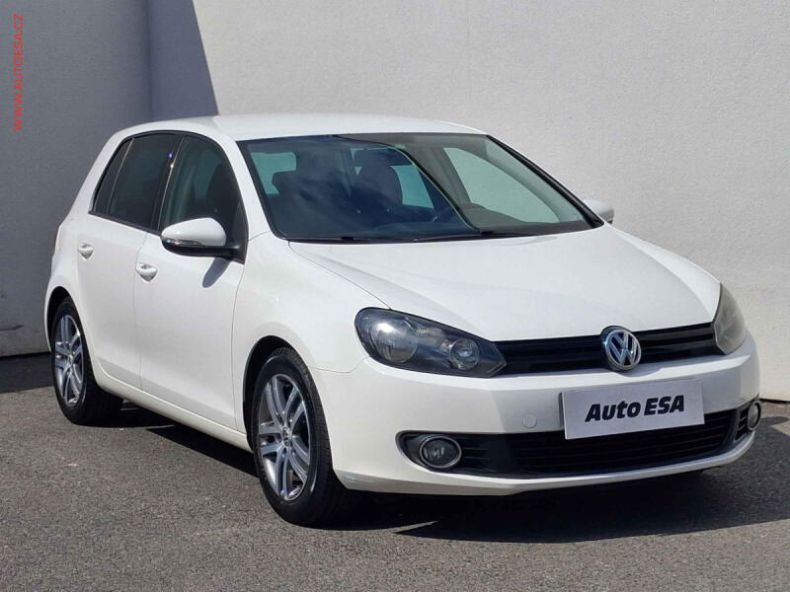 Volkswagen Golf - hlavní foto