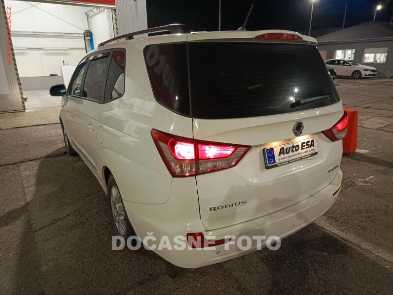 SsangYong Rodius - hlavní fotka