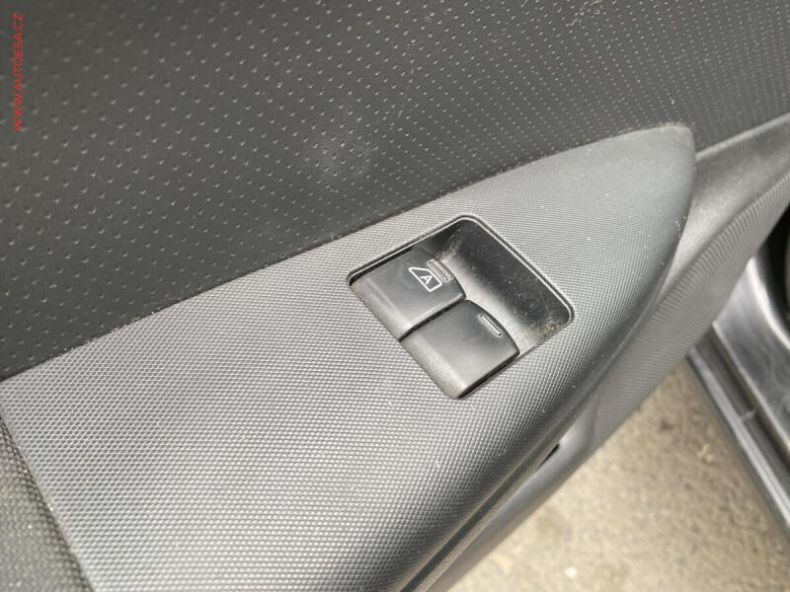 Nissan Note - hlavní fotka