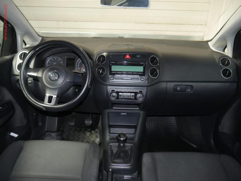 Volkswagen Golf - hlavní fotka