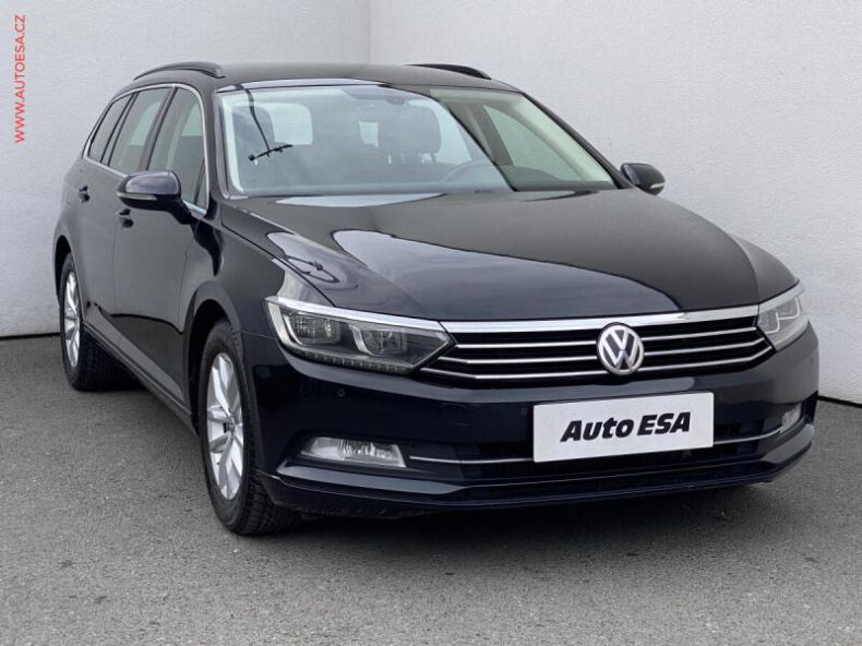 Volkswagen Passat - hlavní foto