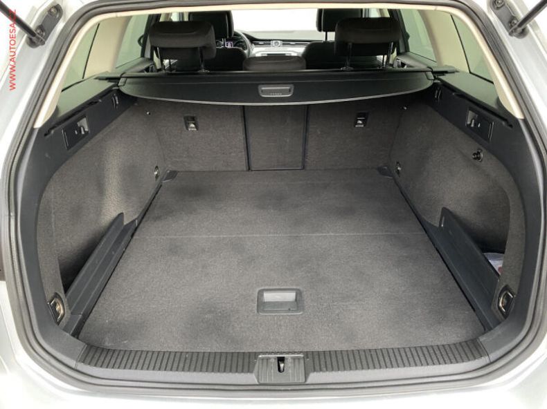 Volkswagen Passat - hlavní fotka