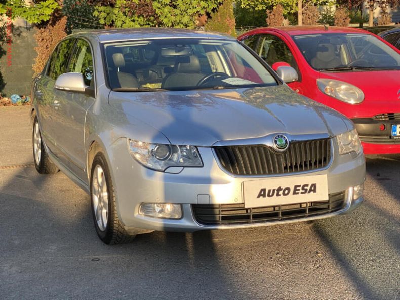 Škoda Superb - hlavní foto