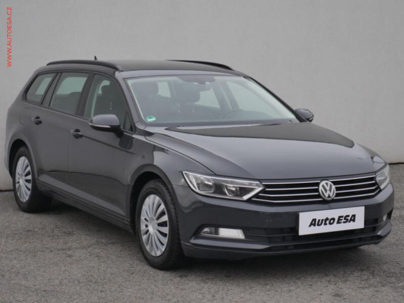 Volkswagen Passat - hlavní foto