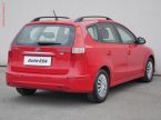 Hyundai i30 - fotka číslo 3