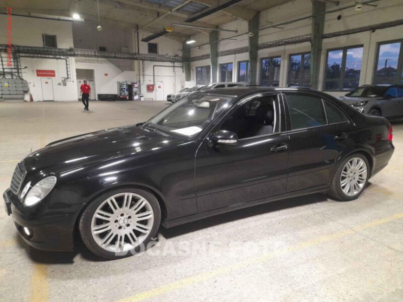 Mercedes Třída E - hlavní foto