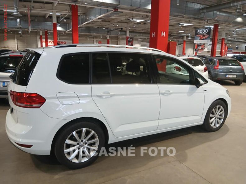 Volkswagen Touran - hlavní fotka inzerátu