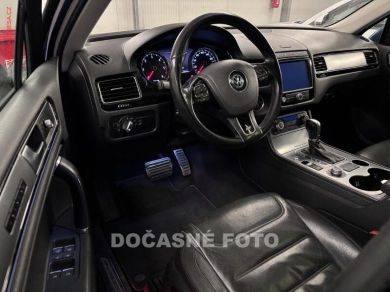Volkswagen Touareg - hlavní fotka