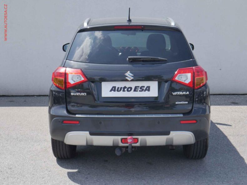 Suzuki Vitara - hlavní fotka