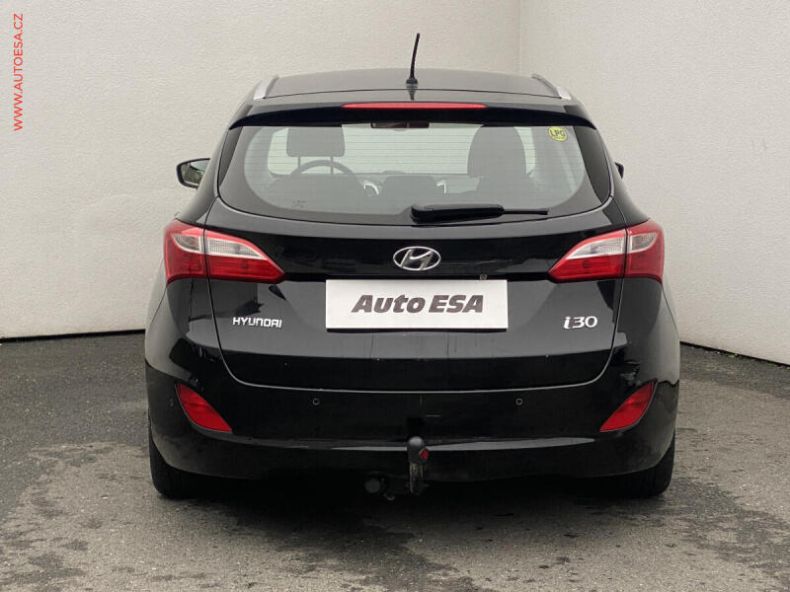Hyundai i30 - hlavní fotka