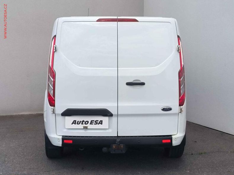 Ford Transit - hlavní fotka