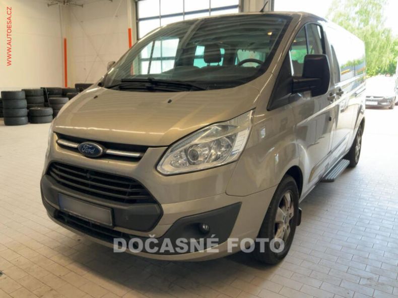 Ford Tourneo - hlavní fotka