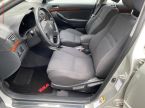 Toyota Avensis - fotka číslo 8