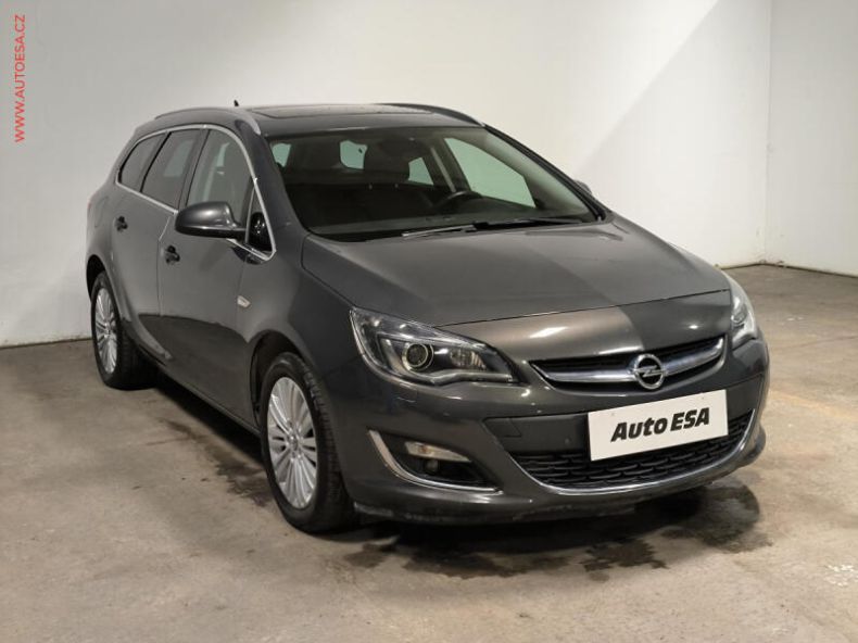 Opel Astra - hlavní fotka inzerátu