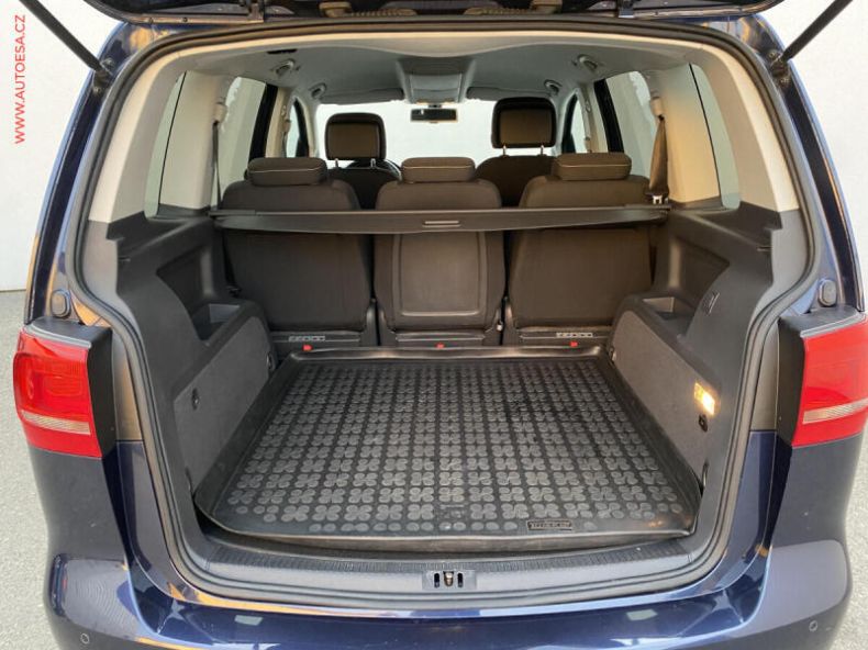 Volkswagen Touran - hlavní fotka