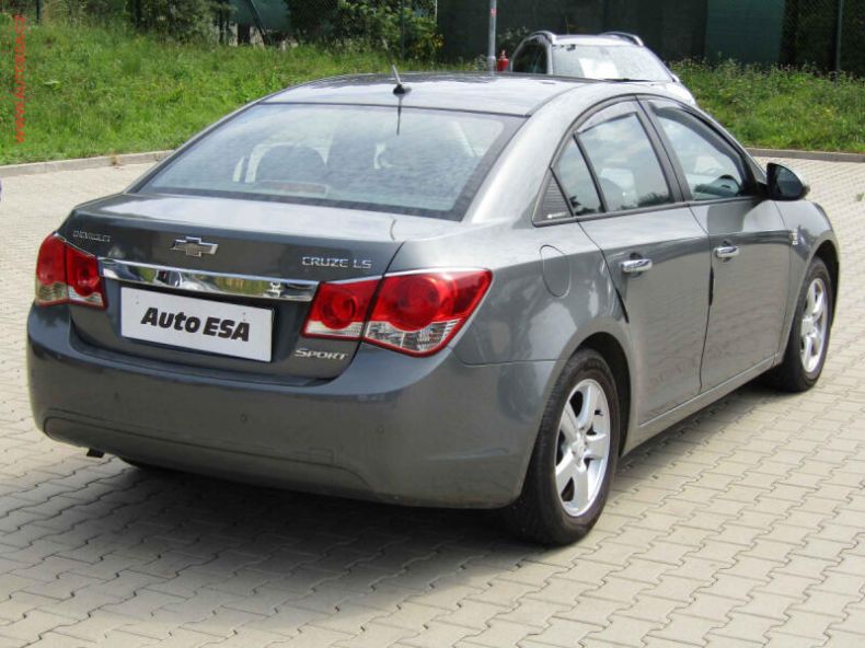 Chevrolet Cruze - hlavní fotka