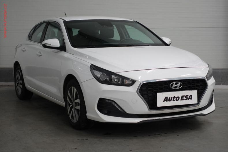 Hyundai i30 - hlavní foto