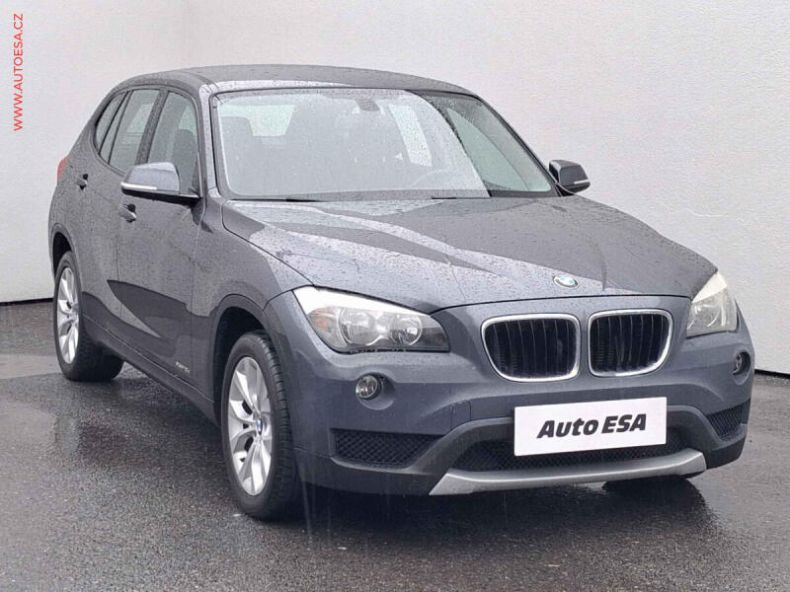 BMW X1 - hlavní foto